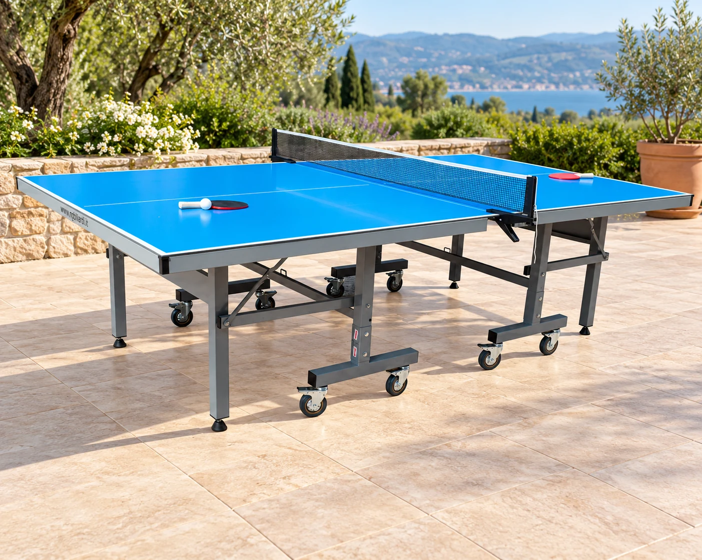 Ping Pong COACH da competizione per Esterno in Alluminio — ambientazione ricreata dalla fotografia del modello