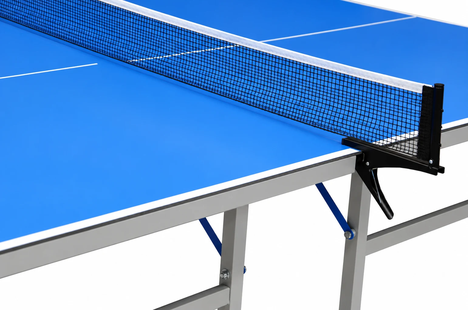 Ping Pong Champion Outdoor da Esterno piano gioco in Alluminio — Il campo da vicino