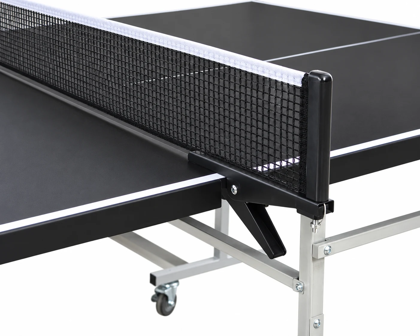 Ping Pong Elite Outdoor — Il campo da vicino