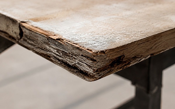 Tavolo tradizionale in legno